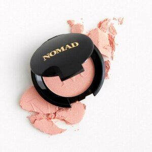 *Host Pick* NOMAD COSMETICS Kiss Of Sun Highlighter in Balmoral Beach